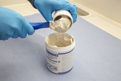 WEICON Ceramic W mineral-filled epoxy resin system for wear protection coating